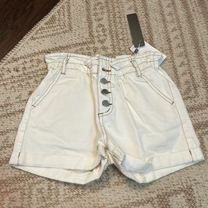 Nwt Tractr shorts
